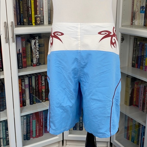 Physical Science Light Blue/White Board Shorts - Picture 10 of 16